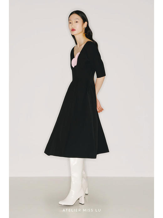 【华尔兹】手工圆片撞色拼接弧形V领黑色中袖连衣裙/22000028 商品图3