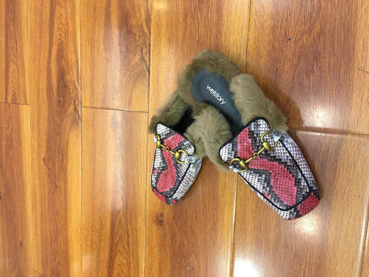 westory秋冬新品蛇纹兔毛方头毛毛拖鞋女休闲百搭W29CM70401 商品图0