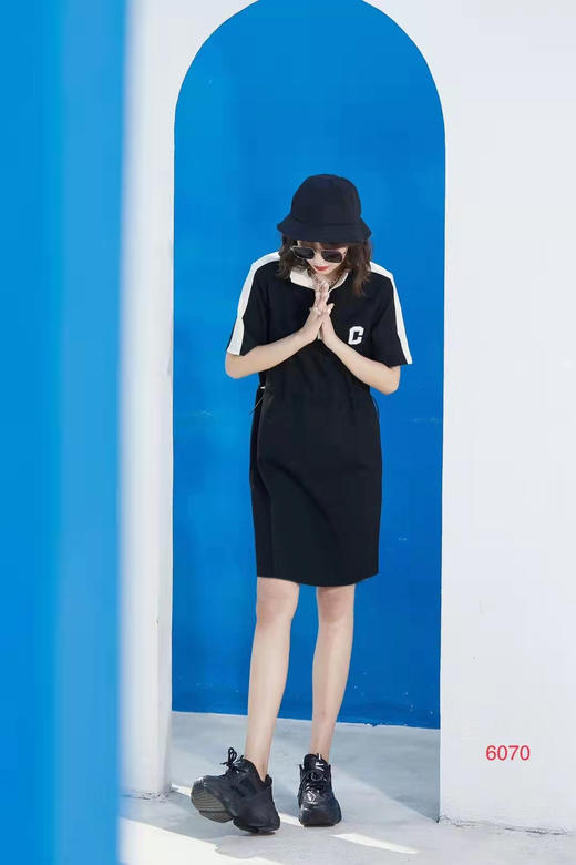 女连衣裙6070 商品图3