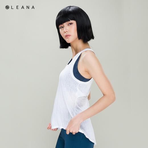 LEANA速干透气无袖圆领罩衫宽松美背系带运动健身瑜伽背心LN0312 商品图6