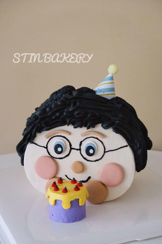 眼镜男孩-半圆蛋糕 商品图0