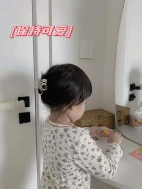 你家宝宝爱美吗 每次化妆都想抢的那种❗