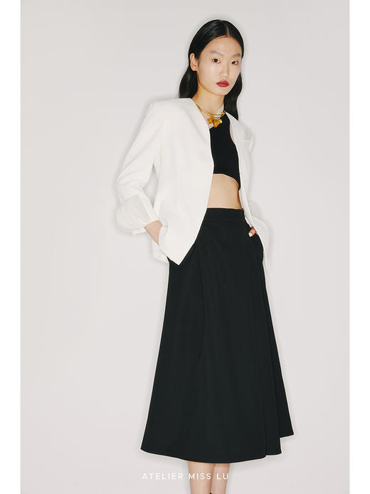 【塔罗】重工圆片拼接水流开襟北极狼白收腰外套/220011B 商品图2