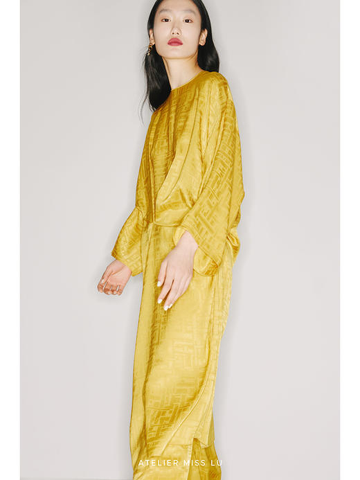 【时髦纸片人】定制款日本进口三醋酸肌理琉璃黄立裁连衣裙/22000019B 商品图3