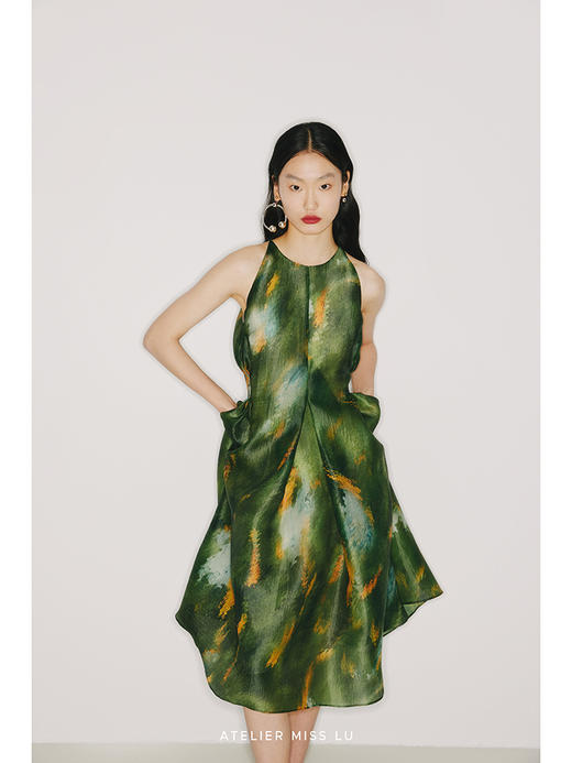 【午夜睡莲】品牌定制印花欧根纱削肩收腰大摆伞裙/22000015 商品图1