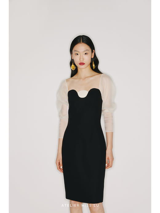 【日出海面】圆半初升领口设计象牙白薄纱拼接黑色修身连衣裙/22000025 商品图1