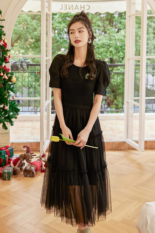 oldcolour2022夏季新款休闲针织拼接修身网纱下摆气质连衣裙BO21101014 商品图3