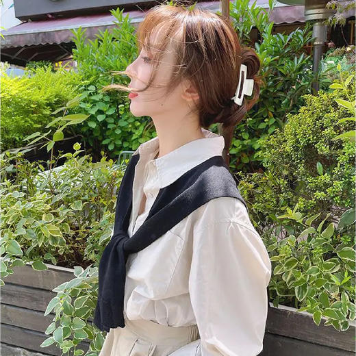 【限时折扣】韩版针织6%羊毛小披肩100cm（coco茶色/海岛灰/姜黄色/米黄色/柔雾粉/驼色/黑色/松石蓝）（非质量问题不退不换） 商品图4