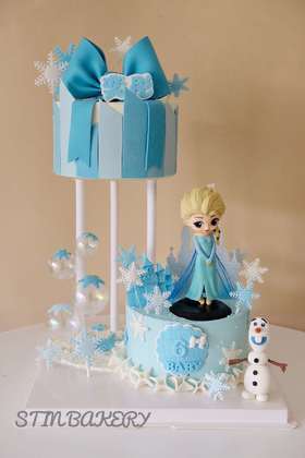 艾莎公主-悬浮蛋糕（2个6寸，下单请联系客服挑选口味）