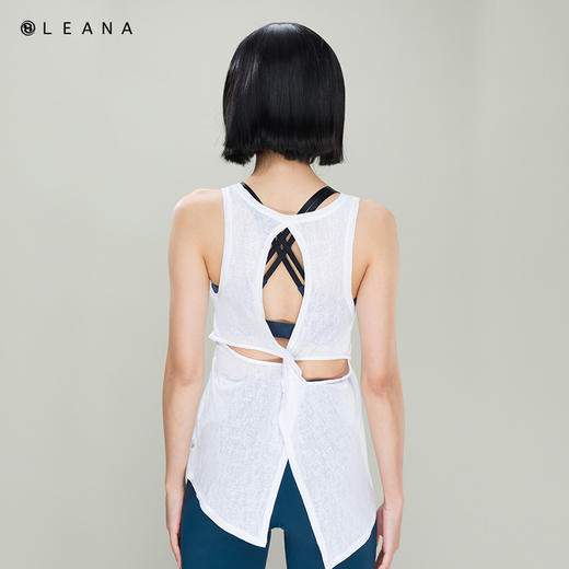 LEANA速干透气无袖圆领罩衫宽松美背系带运动健身瑜伽背心LN0312 商品图5