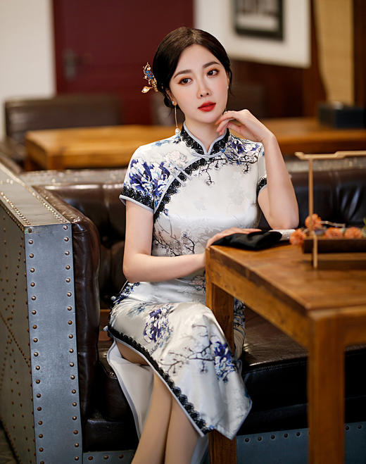 ZAYS-5118夏季改良长款花罗提花旗袍时尚气质修身短袖显瘦走秀宴会旗袍 商品图2