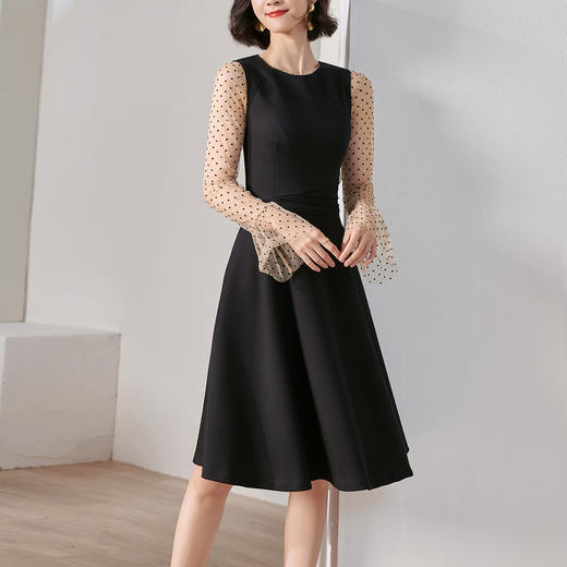 剩S/M/L/XXL 米思阳优雅温婉收腰显瘦套装背心裙打底衫两件套 商品图1