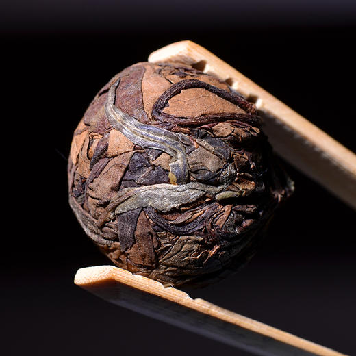 （福利回馈！）2021白茶龙珠 【紫陶缸存！】清新甜蜜蜜！【小白】 冰岛白 为自己的嗓子 升华一抹清新！甜爽！ 商品图4