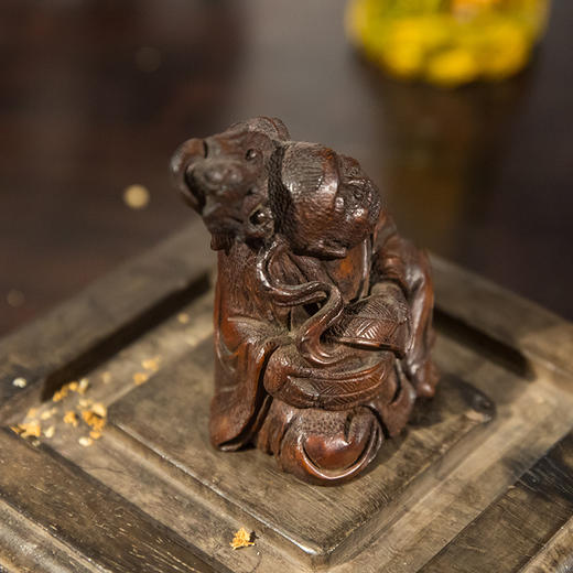 清 竹雕洪福齐天人物山子摆件 商品图2