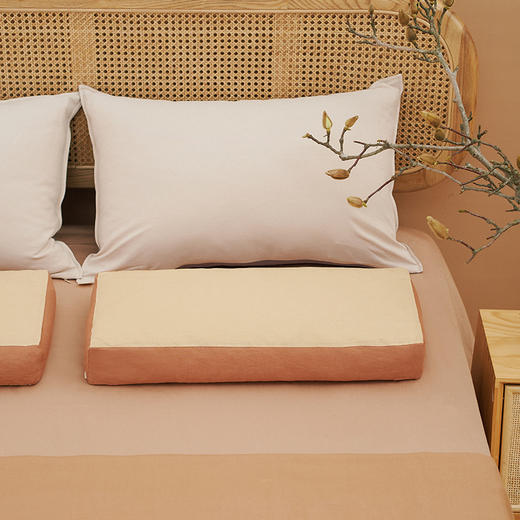 莫兰迪系列纯色护颈荞麦枕 商品图1