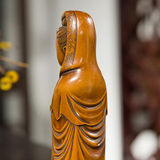 清 黄杨木雕持卷观音像 商品图2