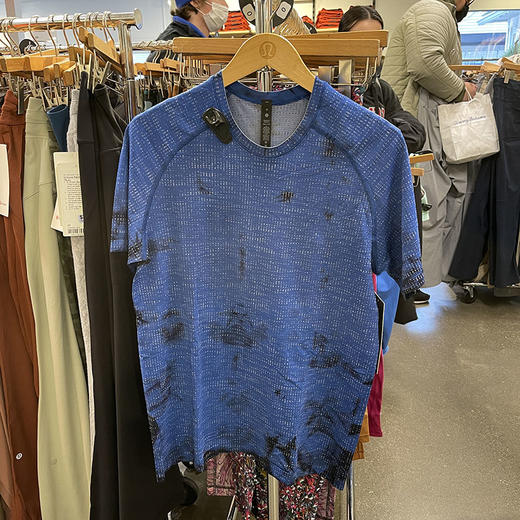  LULULEMON/露露乐檬 Metal Vent 男士夏季轧染透气短袖T恤 商品图2