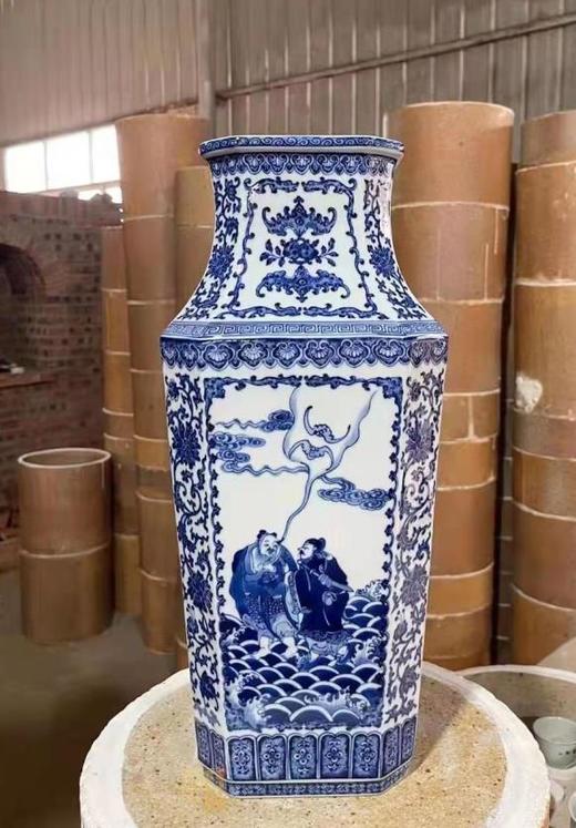 杜芳星：柴窑八仙过海人物八方瓶 商品图0