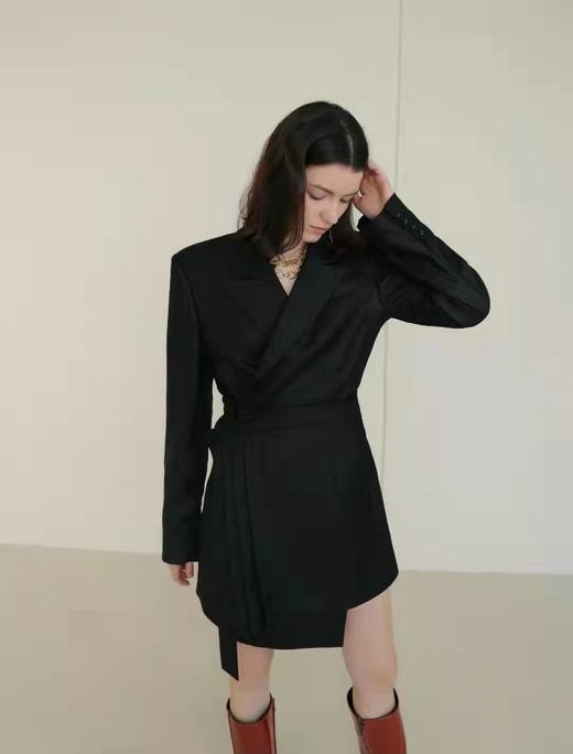 分镜头集成店SHANG1BY SHANGYI 2022春夏新品西装式连衣裙 商品图9