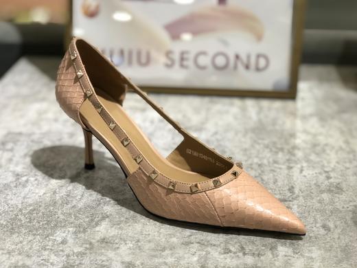 IUIU SECOND夏季时尚铆钉蛇皮细跟尖头空凉凉鞋 商品图2