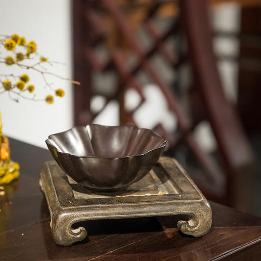 紫檀一木整挖花口洗 商品图0