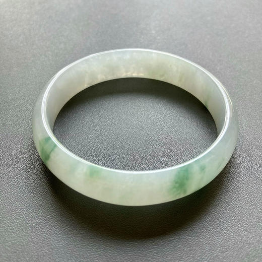 糯冰种飘花翡翠手镯60 商品图3