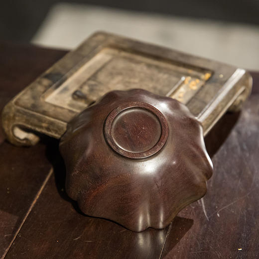 紫檀一木整挖花口洗 商品图3