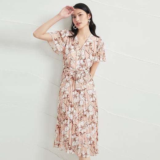 EITIE爱特爱夏季新款修身显瘦气质V领印花褶皱连衣裙中裙6607301 商品图2