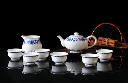 景德镇 国瓷红叶 8头茶具玲珑小花 商品图2