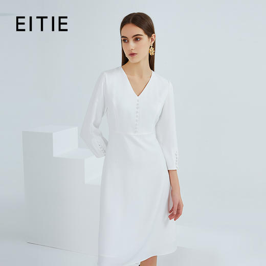 EITIE爱特爱春季新款洋气复古V领修身显瘦简约百搭气质连衣裙6307013 商品图0