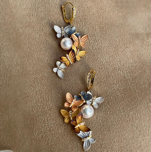 ONLY系列 18K镶钻石和Akoya珍珠 耳坠 商品图1