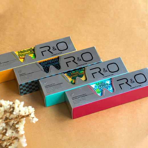 【直播专用】美国专业医学护理牙膏R&0医学专利，通过刷牙就能攻克口腔难题，无氟配方，去口臭，去黄亮白，缓解牙龈出血，薄荷100g+备长碳100g+绿茶100g+蜂胶100g4支4个口味 商品图1