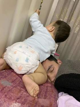 当妈后的怪癖‼️对尿不湿，各种揉捏和投篮