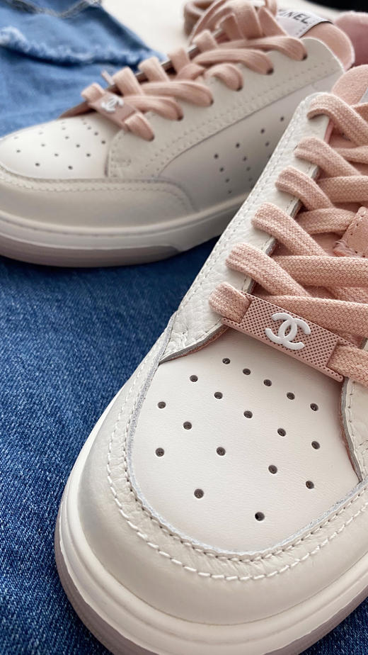 老友团购 胎牛皮小香白鞋 轻盈 舒适 商品图7