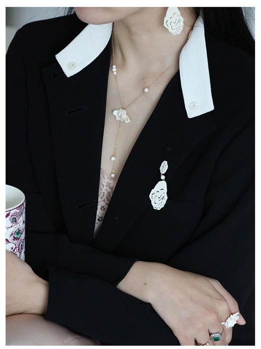 【月出】猛犸牙雕国粹·手工制作·牡丹18K金长链yc 商品图3