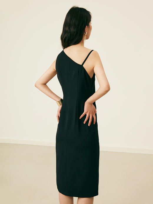HeyDress黑色吊带连衣裙女夏季垂感斜领设计感小黑裙气质小众裙子 商品图4
