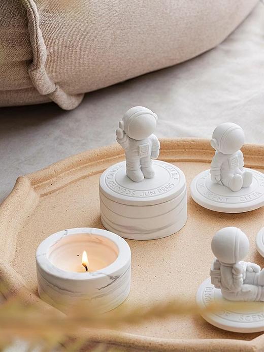 宇航员雕塑香薰蜡烛助眠摆件ins桌面卧室室内装饰持久生日礼物 商品图2