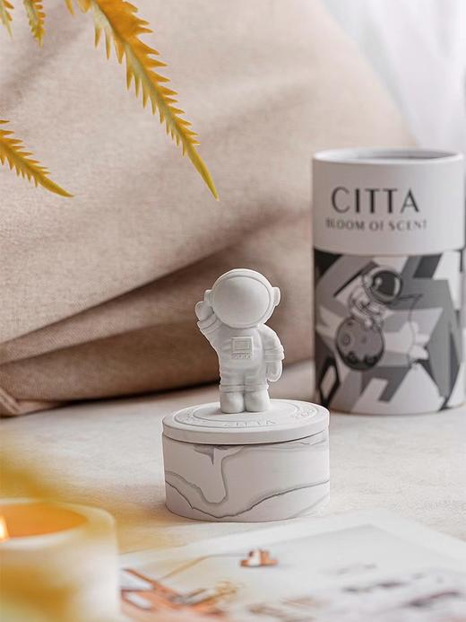 宇航员雕塑香薰蜡烛助眠摆件ins桌面卧室室内装饰持久生日礼物 商品图4