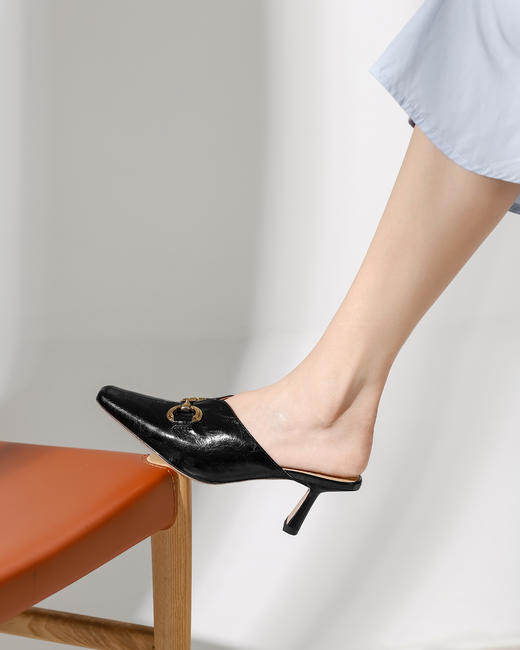 IUIU SECOND夏季时尚马衔扣穆勒拖中跟凉拖鞋 商品图1