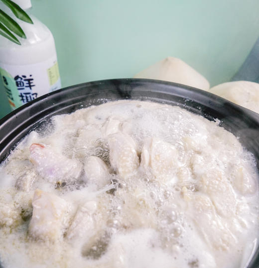【已下架】可以喝的神仙水 把椰奶鸡餐厅开到家 20%生榨鲜椰肉+80%生榨纯椰子水、搭配每天鲜宰文昌鸡 当天订单当天鲜肉  | 大厨小主 鲜椰奶鸡2人份 [福利品] 商品图3