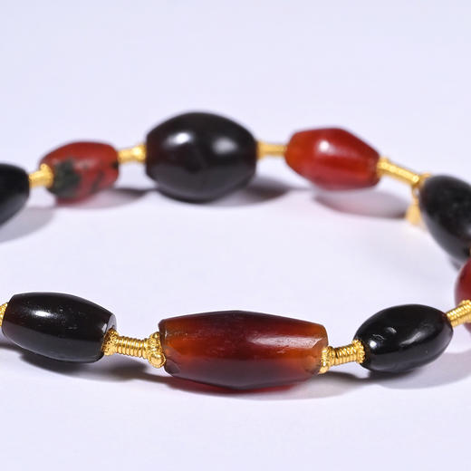 西亚高古红黑玛瑙+青金石手串 商品图1