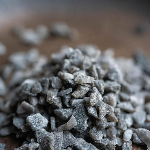 九烤竹盐 | 海盐装在竹筒里烧制，以黄土封口，九次松脂油1400度融化结晶而成 商品图1