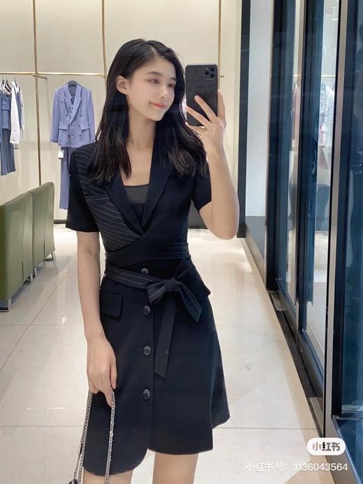 3楼阿玛施AMASS服饰黑色连衣裙（线上购） 商品图1
