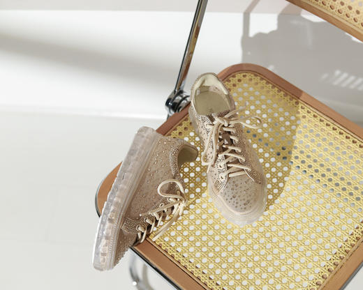 IUIU SECOND夏季仿钻休闲舒适平底女鞋 商品图4