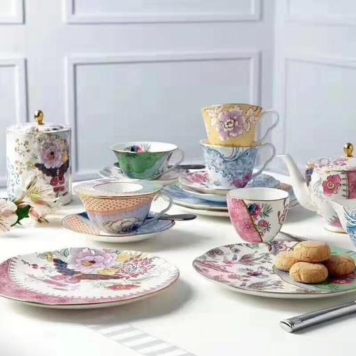 【6F】WEDGWOOD威基伍德花间舞蝶骨瓷20cm盘子四件套礼盒装 商品图3