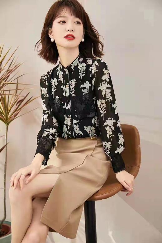 梵诗娅时尚花衫19999 商品图0