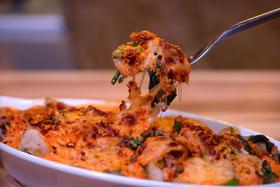 红椒鲜虾辣味焗饭