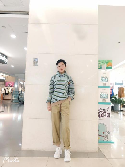 5楼UNDEAD DREAM卫衣 商品图0