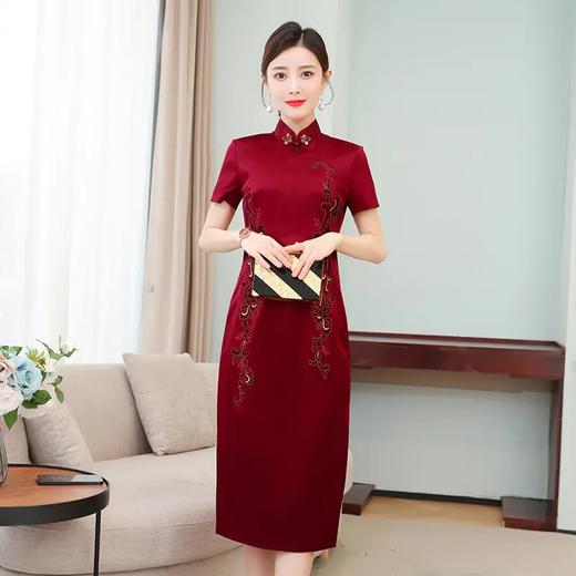 HT-N-A40-5467婚礼旗袍2022年新款夏绣花修身喜婆婆婚宴装高贵礼服年轻 商品图1