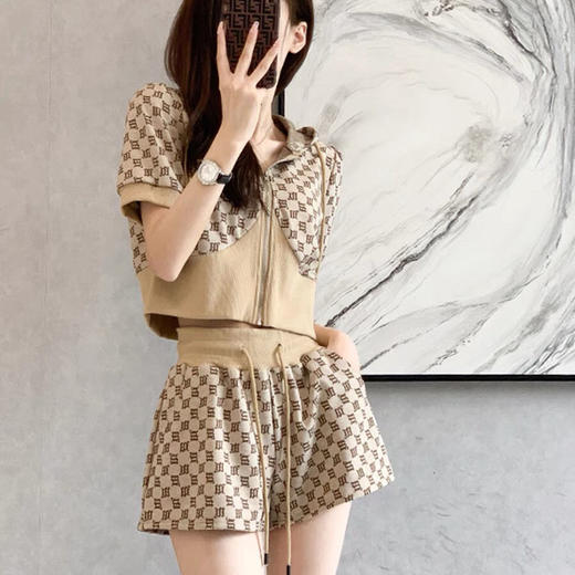 黛唯梵2022年夏季新款韩版名媛高端轻奢小香风套装女显瘦短袖短裤两件套国庆清明出游 商品图4